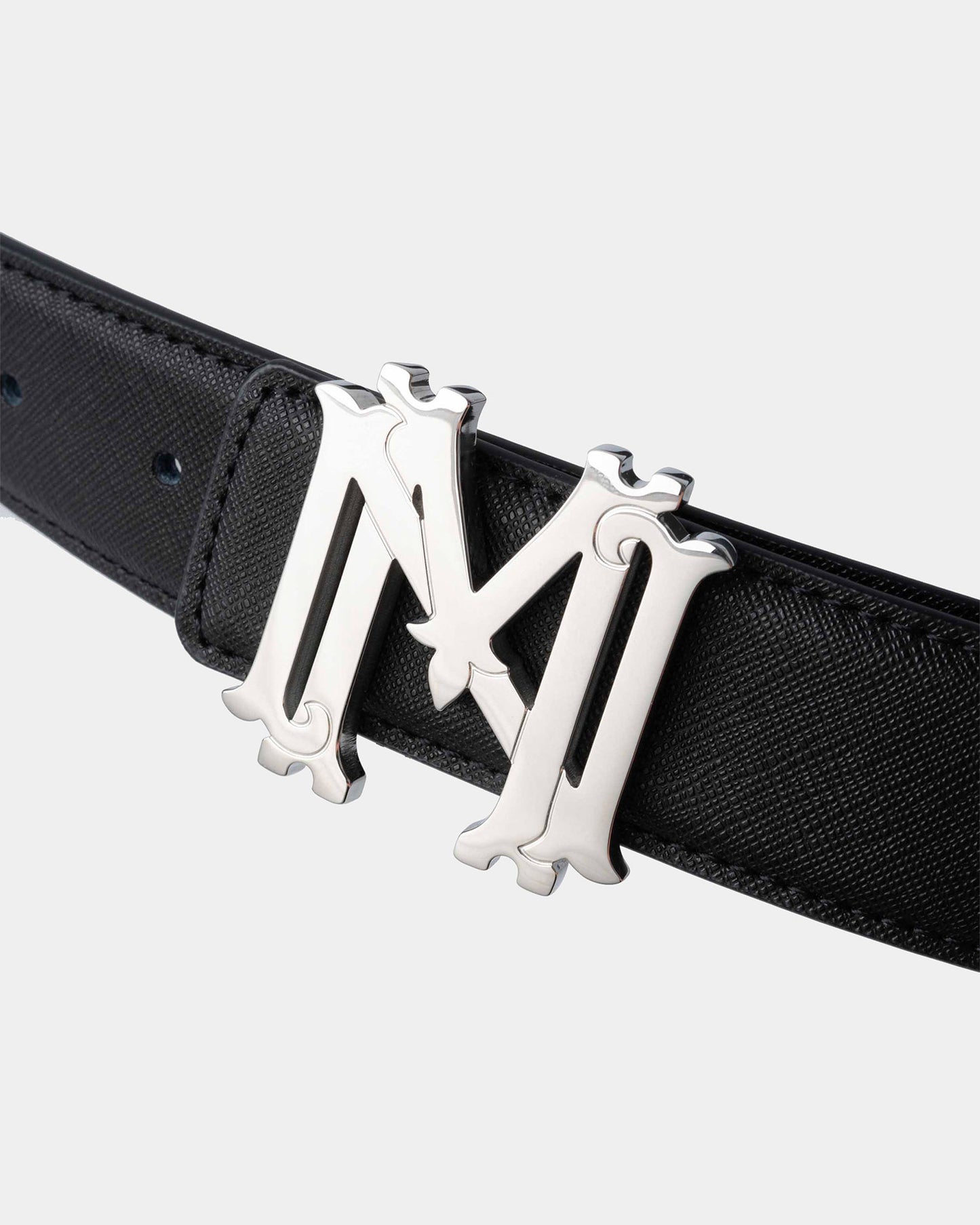 The silver blazon belt
