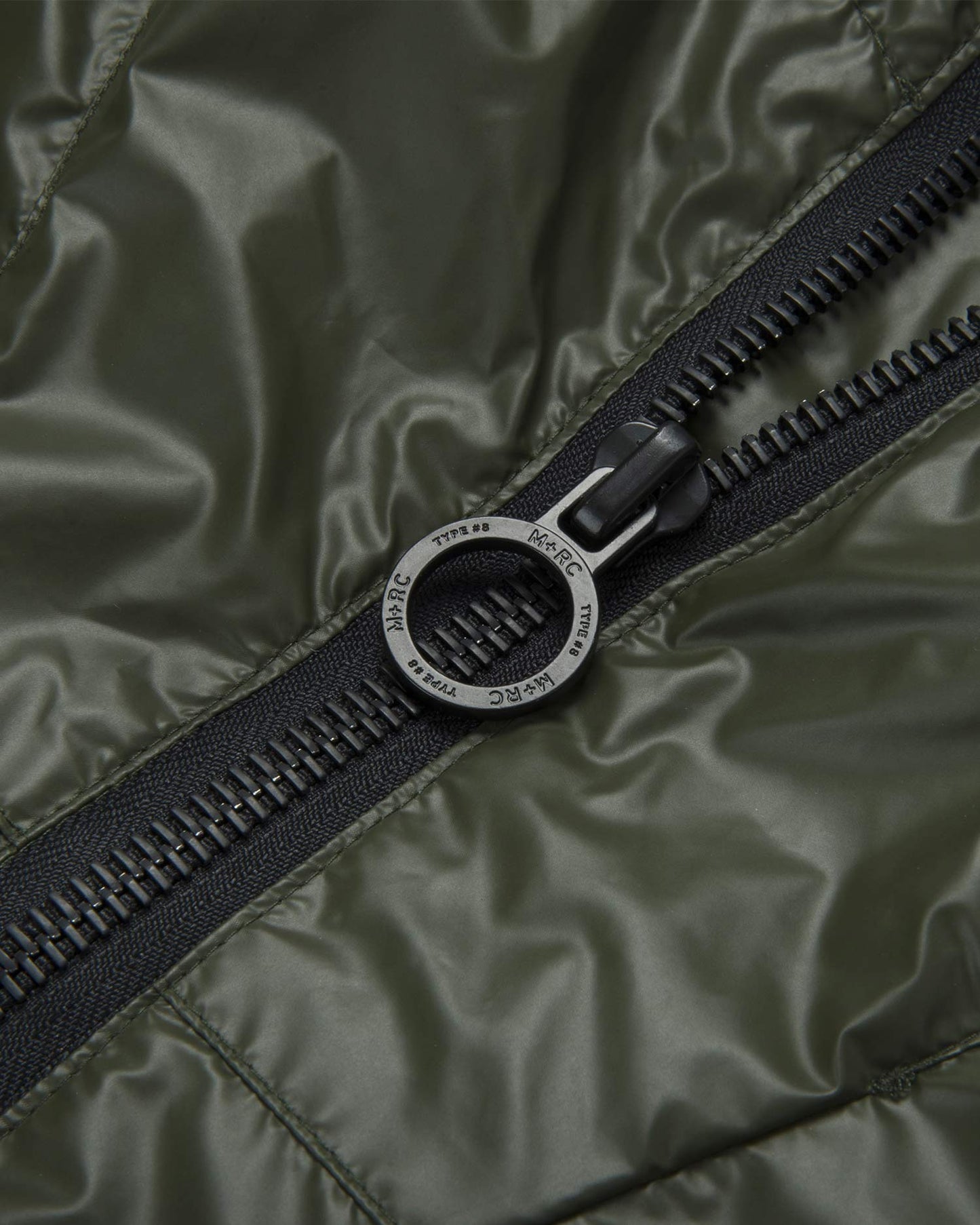Coupe-vent "Military Carbon"