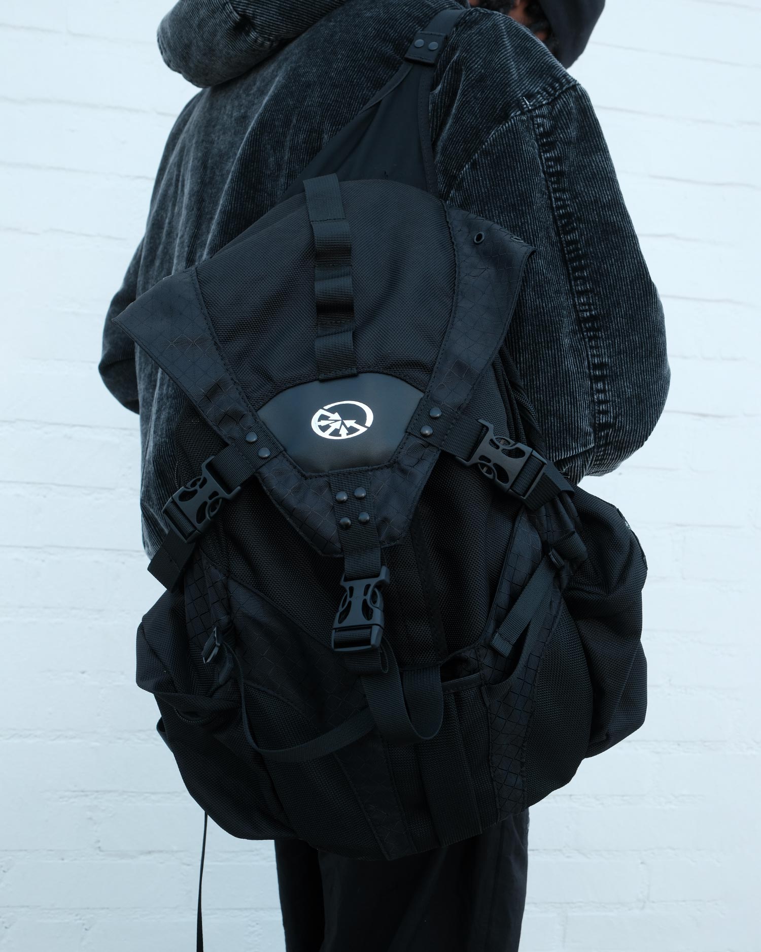 "IDOLE" Black Backpack - mrcnoir